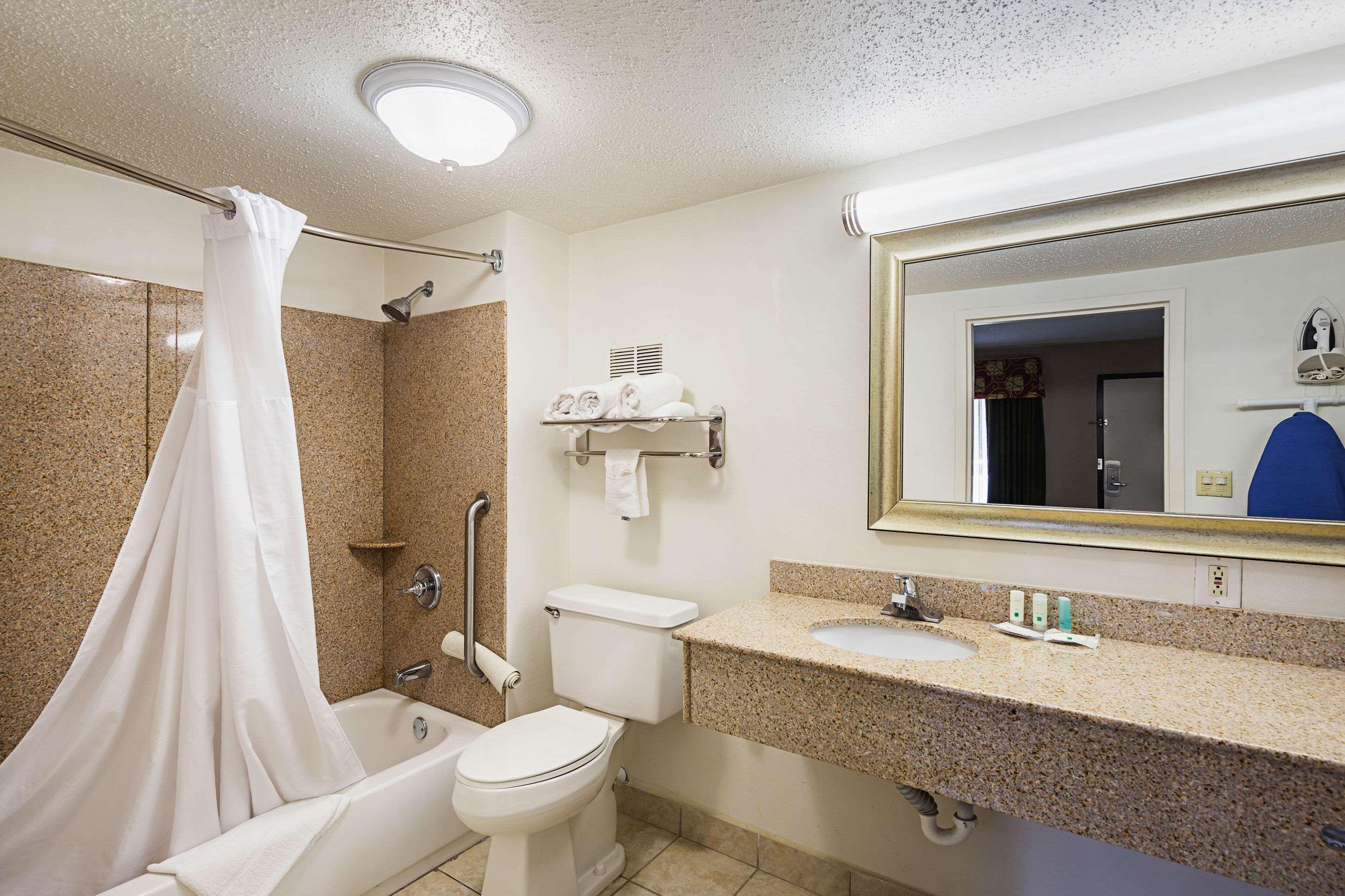 Quality & - Haywood Mall Hotel
